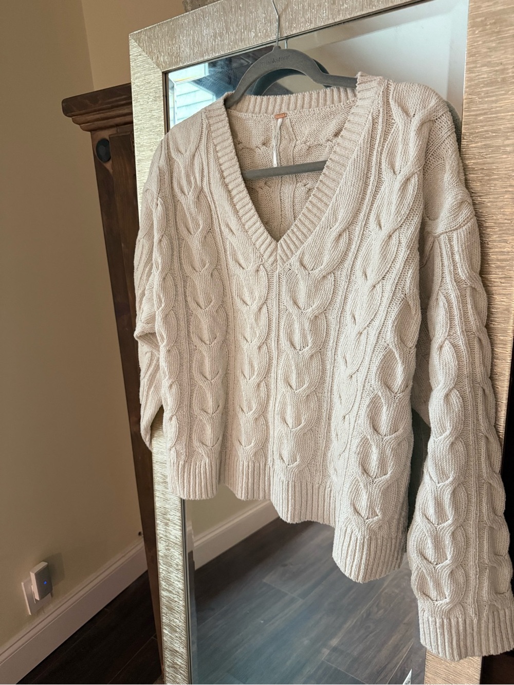 Free People cable knit Sweater Large Cream V Neck